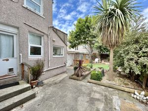 Photo 14- click for photo gallery